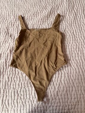 Babaton Brown Square-Neck Tank Bodysuit